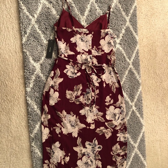 Lulu’s Floral Wrap Dress Size Small - Picture 13 of 13